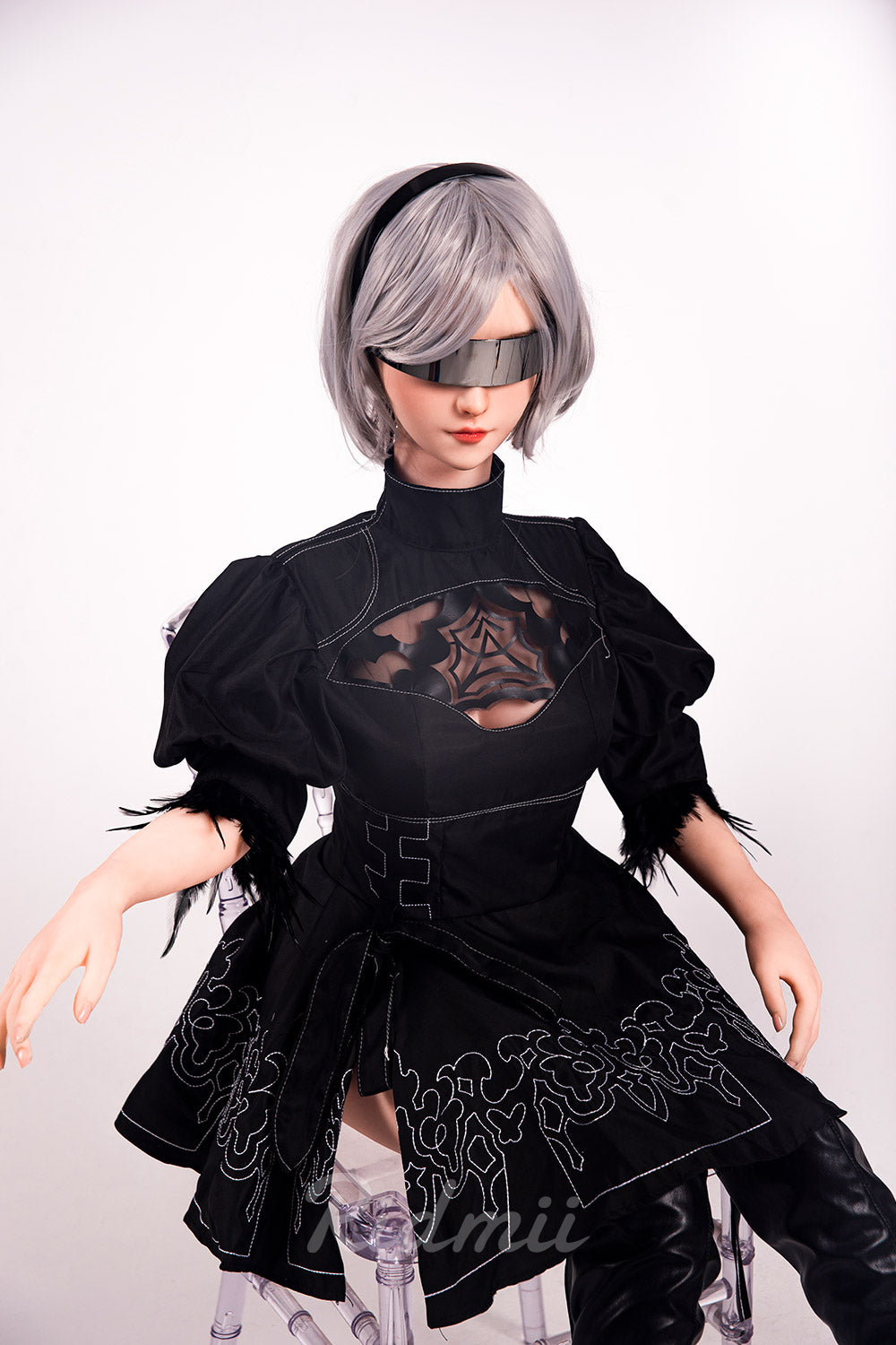 Momo - Silver Android Muse (5'4" Velvet Soft TPE)